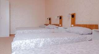 Гостиница Хостел Лира Краснодар Односпальная кровать в  женском общем номере-1
